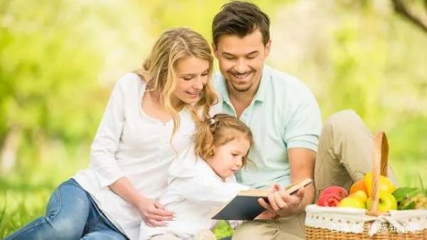 67岁产妇生子，是老人的欣喜，还是子女的悲哀？