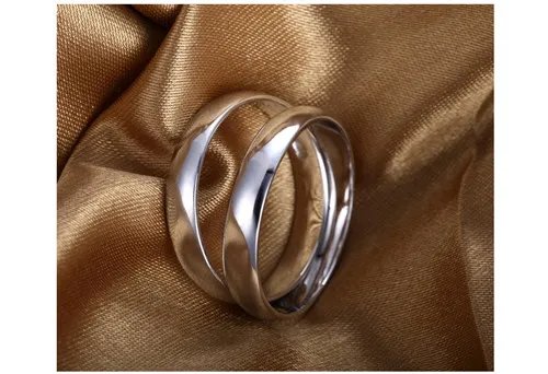 白金钻戒一般多少钱  白金钻戒哪个牌子更好