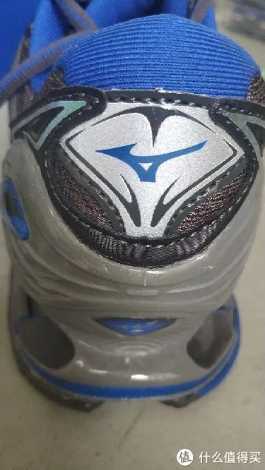 美津浓预言7,蜜糖/砒霜的代表作,跑鞋评测及大体重跑步的心得谏言