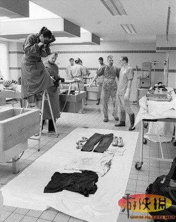 实拍法医解剖室解剖尸体的真实场面 恐怖震撼