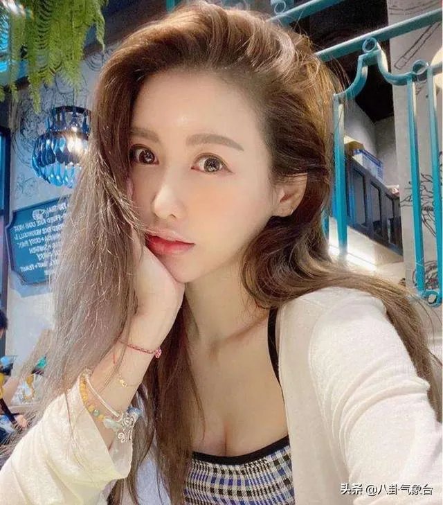 蝴蝶姐姐和罗志祥为何感觉那么怕周扬青，没敢有任何辩解就道歉？