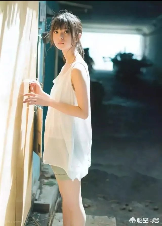 你的手机里有美女图片吗？为什么要存美女图片？