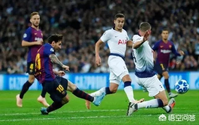 你认为巴萨主教练巴尔韦德应该下课吗？