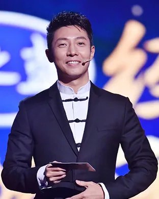 撒贝宁家庭背景有多强