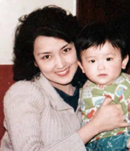 陈晓丹是谁：陈晓丹资料简历及祖母母亲照片