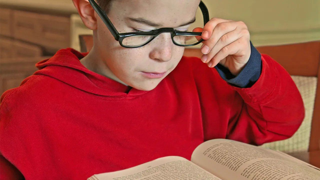 近视眼镜片的常见分类