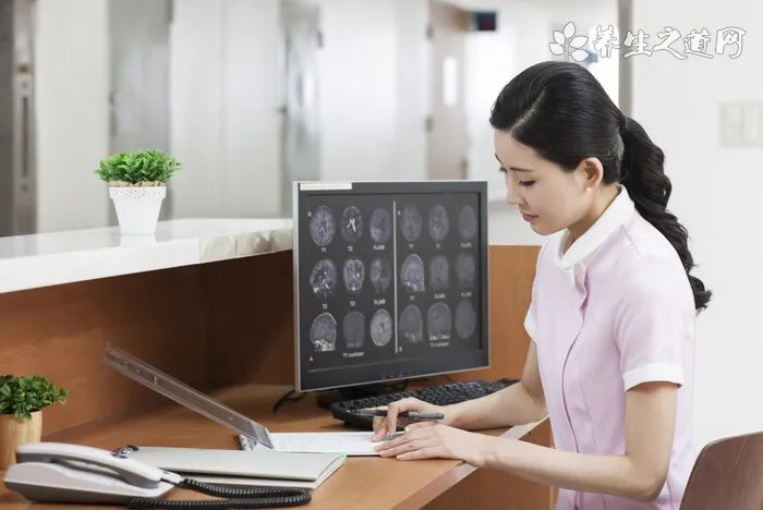 叶伏天义父真实身份是什么？