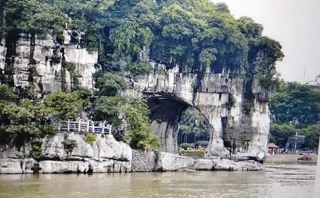 桂林山水在中国很有名吗？