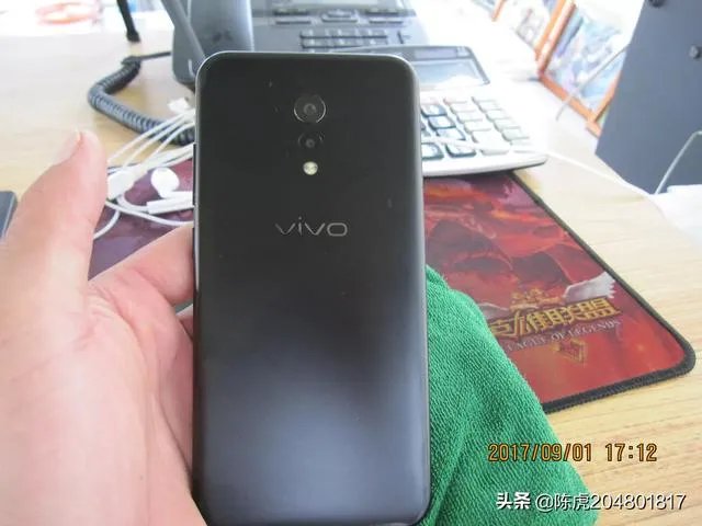 大家都是用什么牌子的手机，统计看看是用哪个牌子手机的最多，发出来比一比？