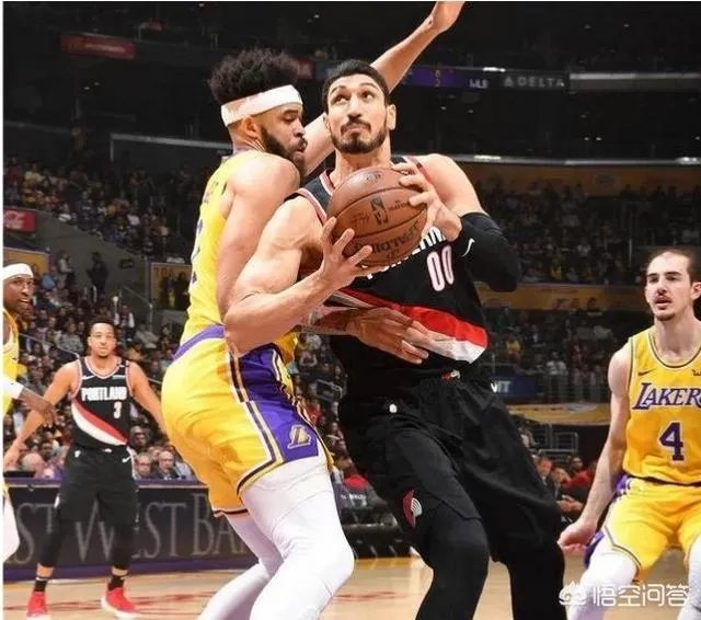 哈克莱斯26+8压哨绝杀，波普32分，湖人不敌开拓者，怎样评价本场比赛？