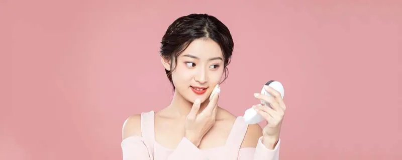 淡妆用什么粉 化淡妆需要什么化妆品