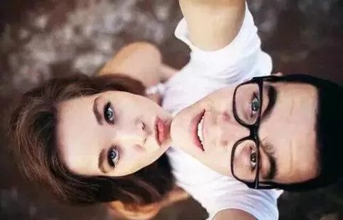 命犯桃花是什么意思 女人命犯桃花能破解吗