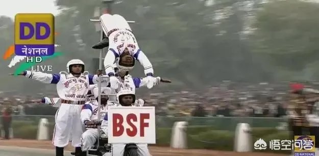 为什么印度阅兵式穿的衣服五彩斑斓?