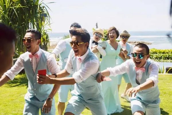 柳岩最近怎么样，感觉被封杀了，是不是受伴娘事件的影响？