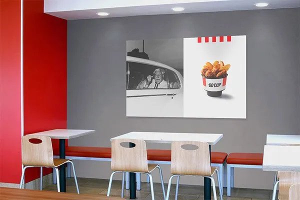 撕衣服、大跳艳舞，肯德基新广告到底在干什么？