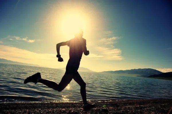 跑步是早上好还是晚上好？