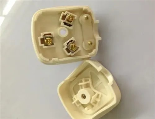 三插头怎么接线三颜色