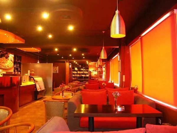 谁有漂亮的咖啡屋的图片？ps图片作为背景用的！