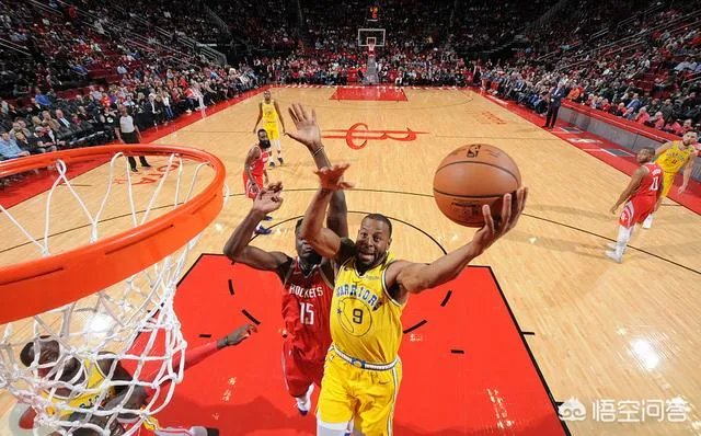 火箭107：86完胜勇士，哈登27分率领火箭全队爆发，怎么评价这一场比赛？