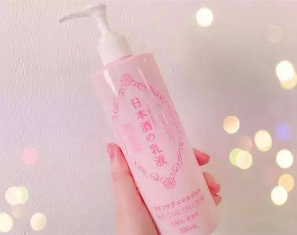 秋天用什么护肤品补水效果好