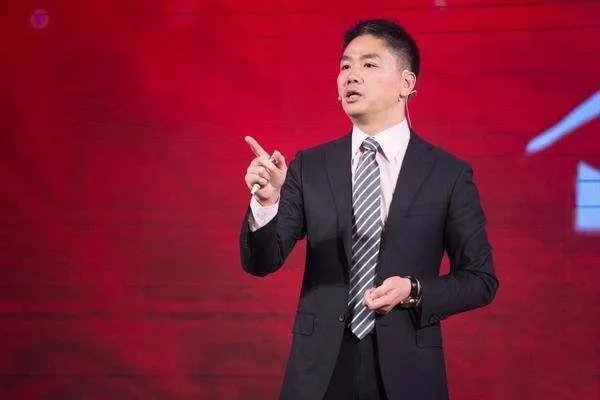 刘强东与雷军谁更讨女人喜欢？