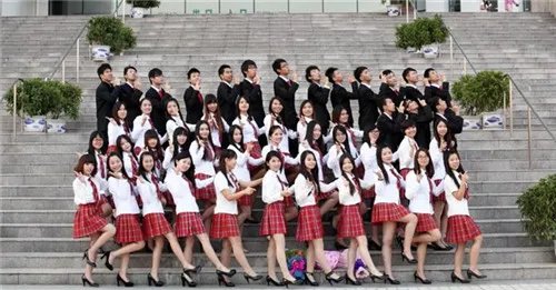 拍摄集体照怎么站位 教你几招拍集体照的技巧