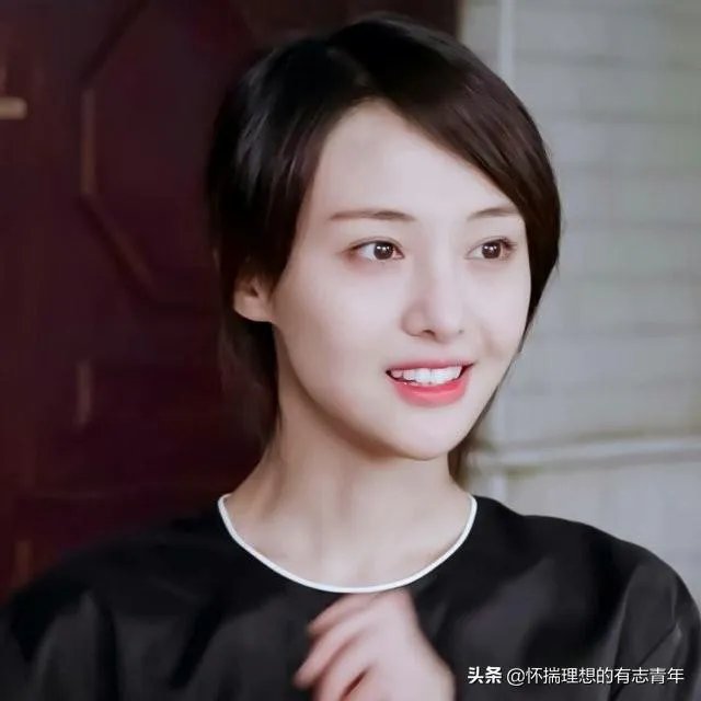 如何看待郑爽发文说心疼《奇妙小森林》工作人员自己买水喝？