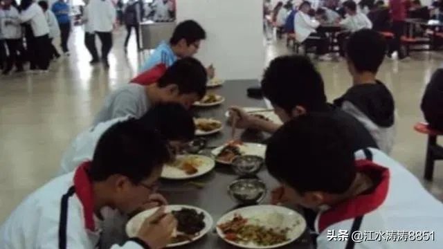 如何在很差的高中里考上大学