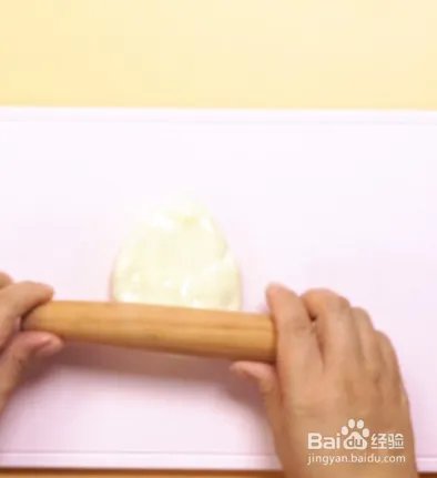 榴莲薄饼如何制作