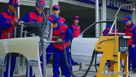 男生学什么技术有前途？