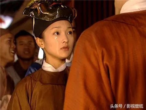 为什么瘦小的周迅出演过那么多的大美女却没有争议？