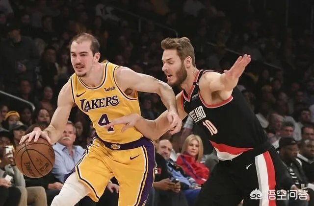 哈克莱斯26+8压哨绝杀，波普32分，湖人不敌开拓者，怎样评价本场比赛？
