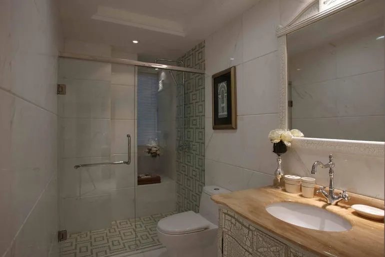 卫生间玻璃隔断高度多少合适