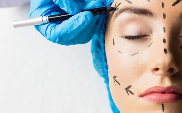 凹陷疤痕怎么办