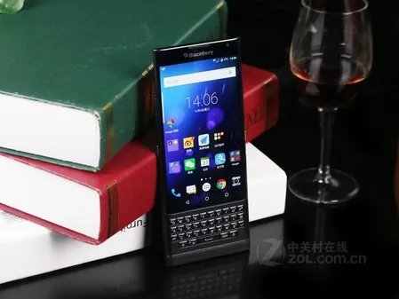 黑莓priv新款售4888元 可以旧换新0首付