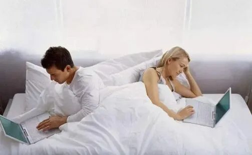 老公跟小三一直有联系怎么办 男人一般多久和小三腻了