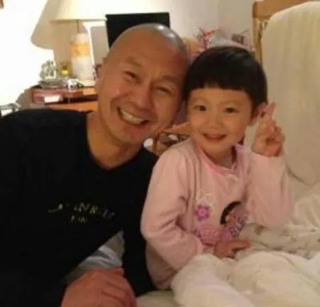 相差23岁吴若甫老婆曝光 老少配曾遭受质疑