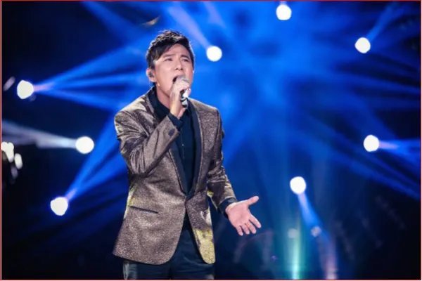 谁知道“曾经自己像浮萍一样无依”这句歌词是张信哲那首歌里面的？