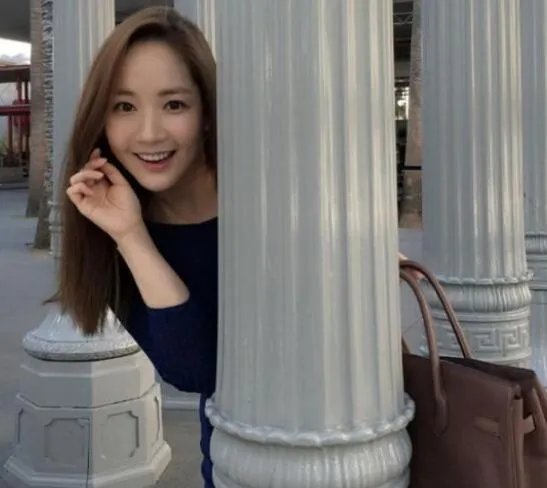 女星朴敏英整容前后惊人对比照，美出新高度（图）