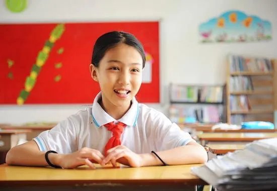 12岁女孩赢得全国街舞冠军，从小靠比赛奖金帮补家计，打动你的有哪些？