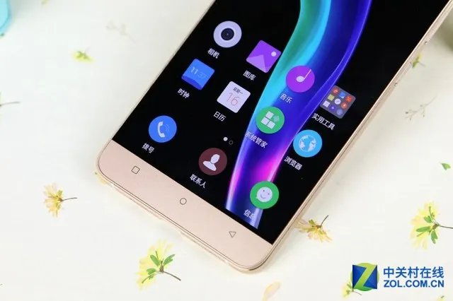 一体化闪耀金属机身 耀金版金立S6图赏