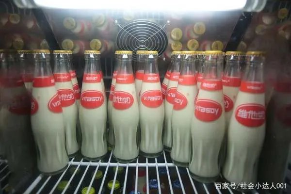 维他奶辞退撰写通告员工一事引发外界热议，外界有为这一举动买账吗