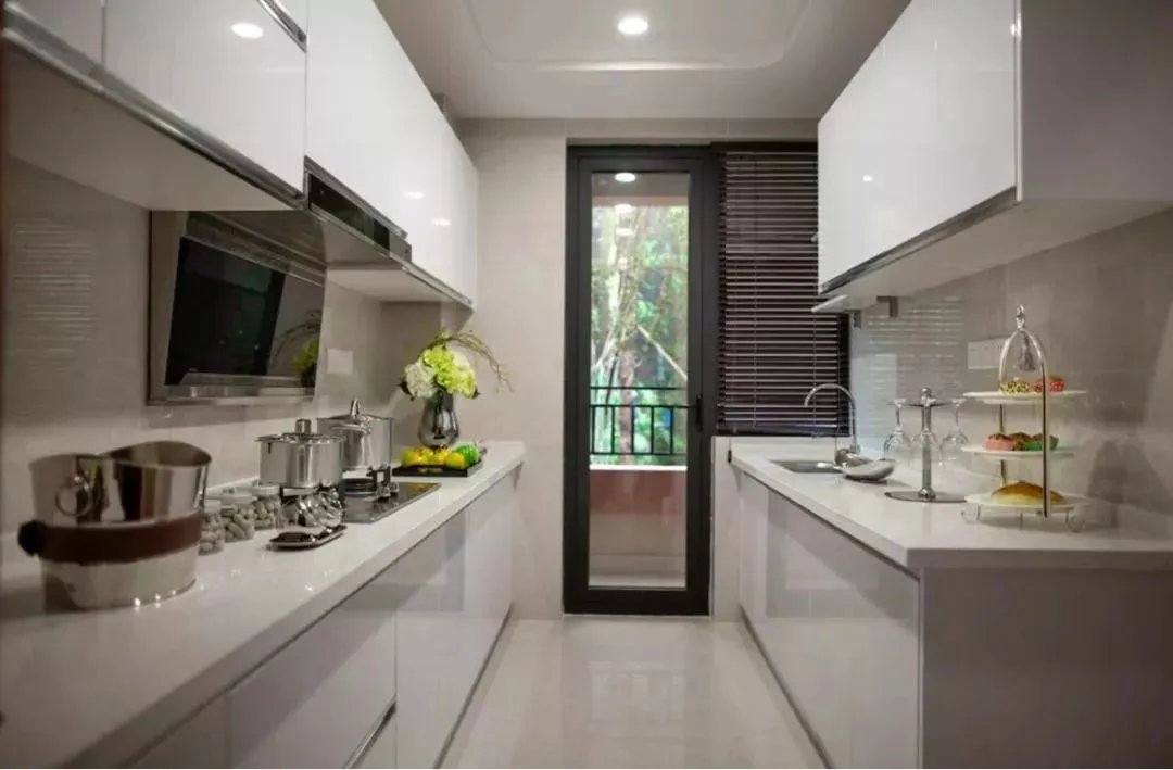 厨房柜门哪种好？