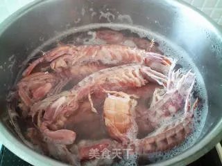 水煮虾爬子