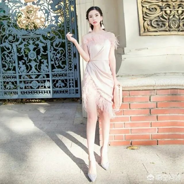 如何挑选长裙晚装礼服？