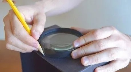 如何DIY一个手机投影仪。