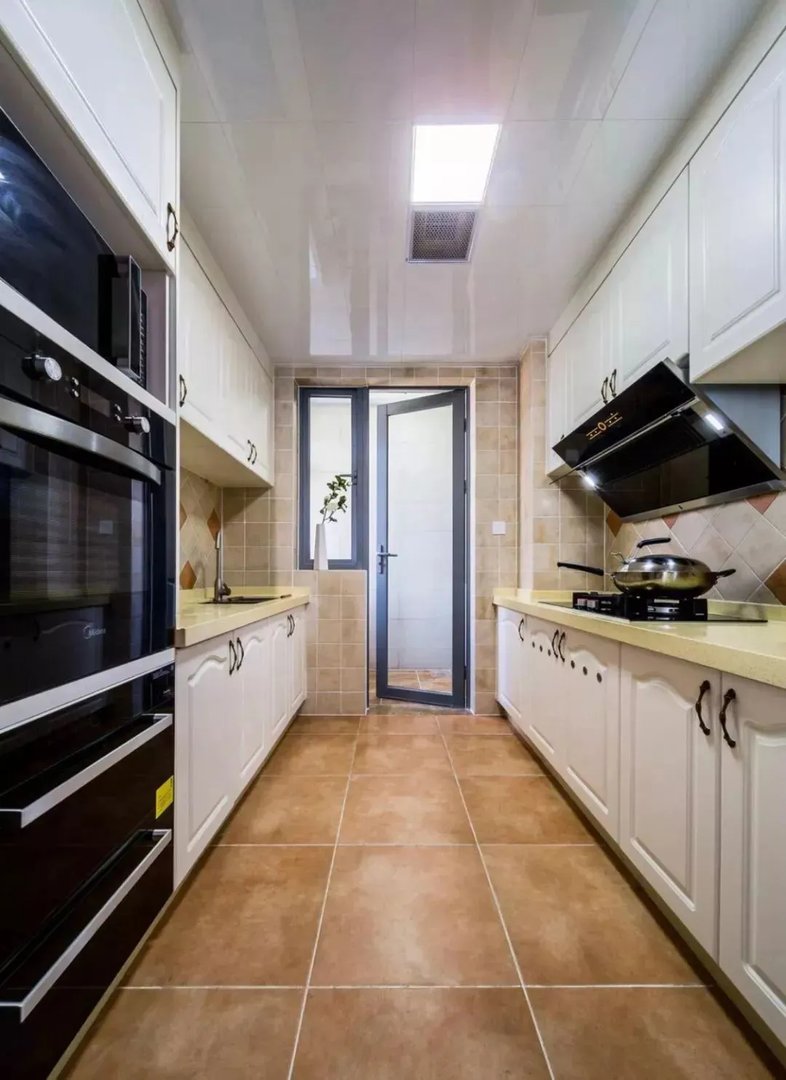 厨房柜门哪种好？