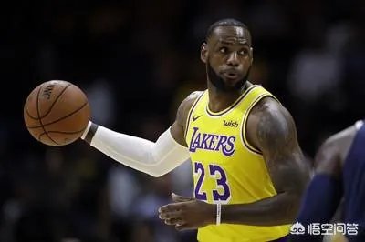 目前詹姆斯三双85次，你觉得退役时三双会过百吗？