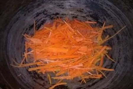 炒胡萝卜丝的做法