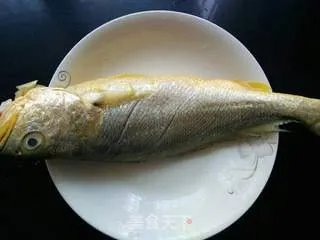 干煎黄花鱼